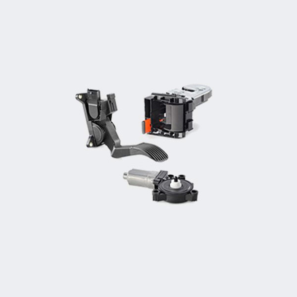 聲峰超聲波焊接機加工在汽車配件方面的應用案例